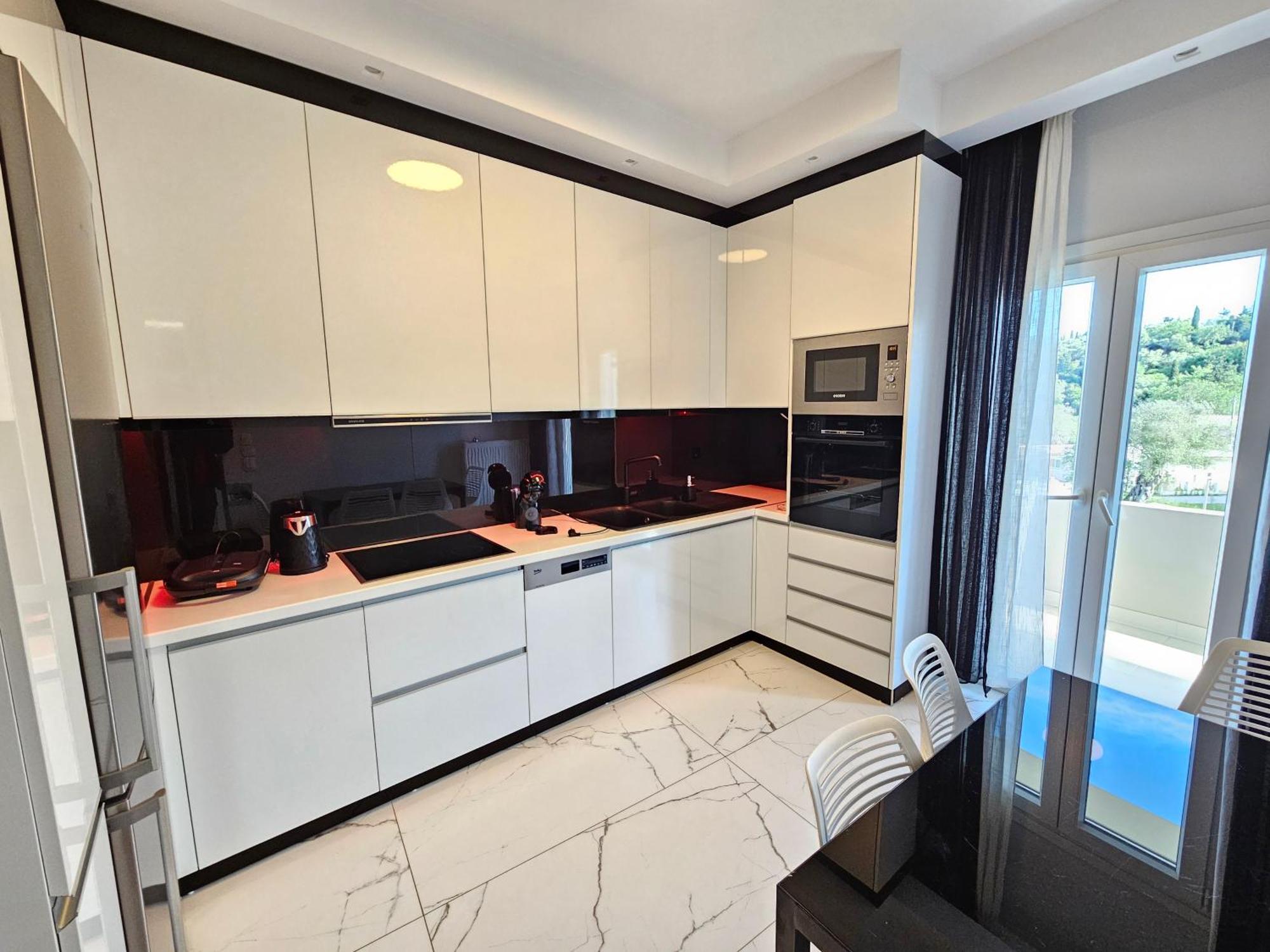 Grey Luxury House Apartment Ipsos Exterior photo