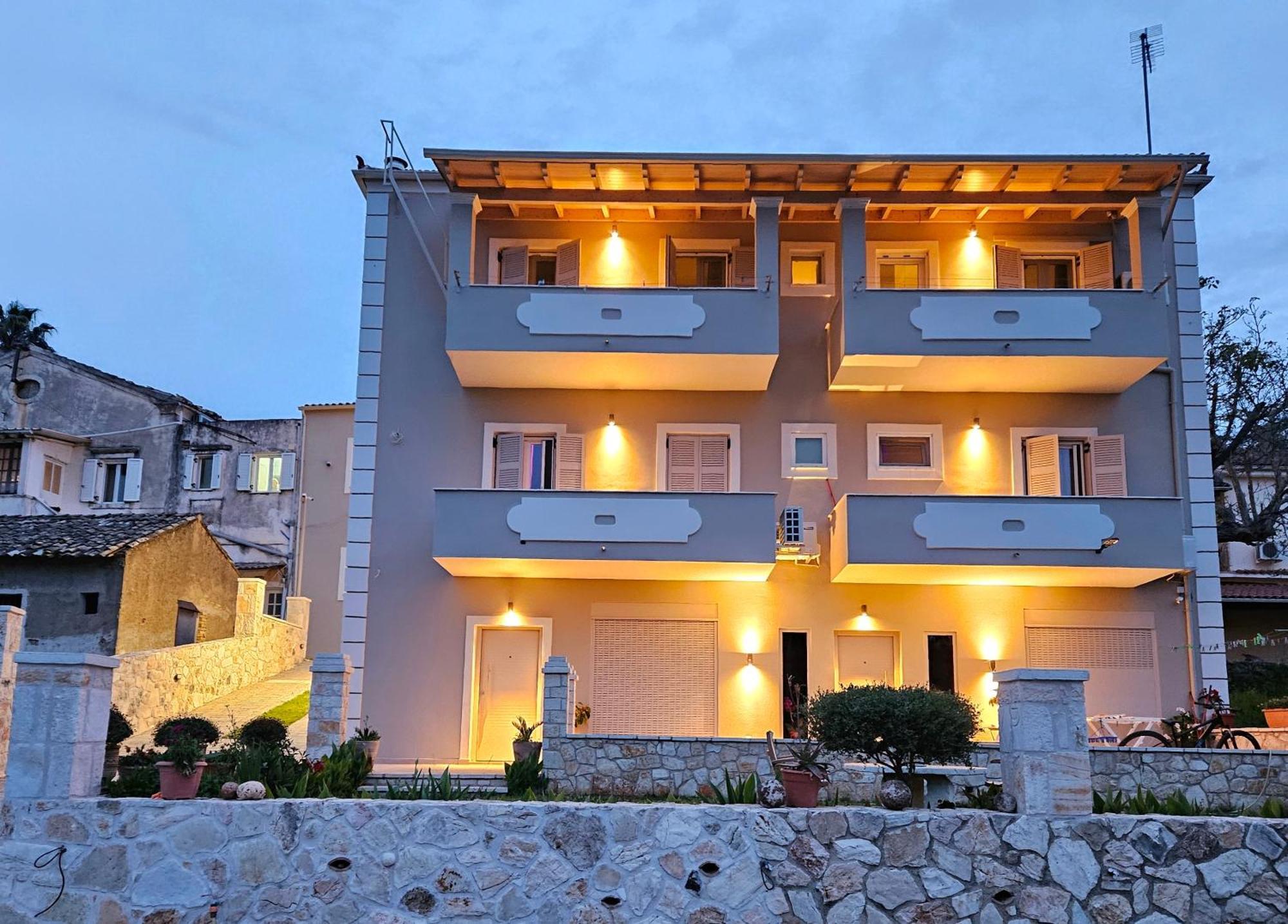 Grey Luxury House Apartment Ipsos Exterior photo