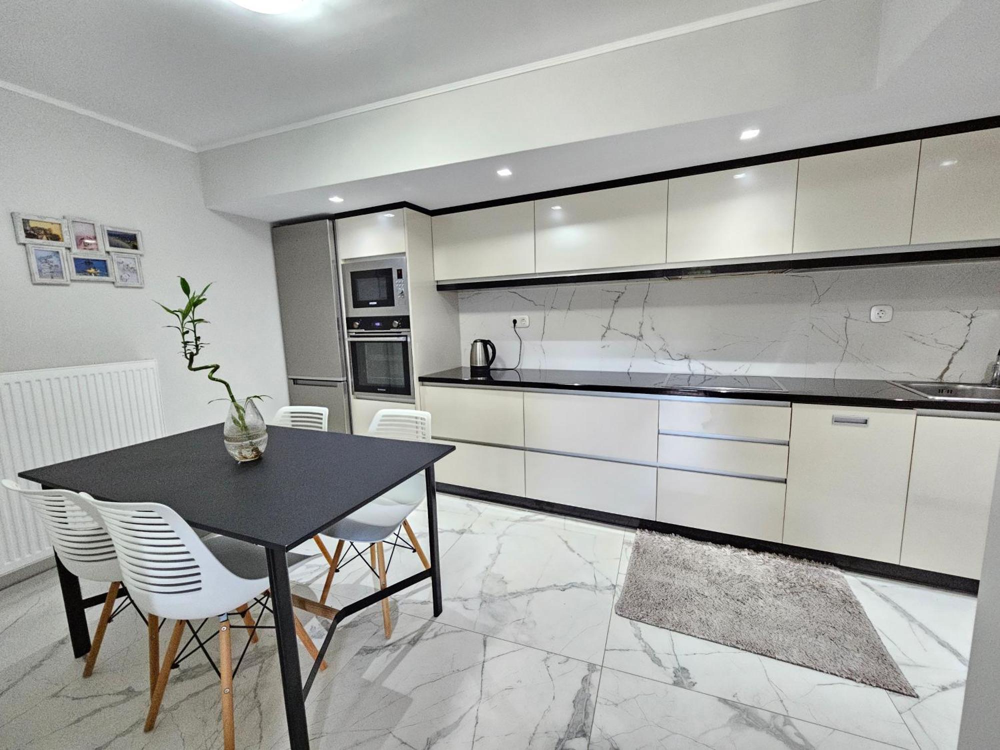 Grey Luxury House Apartment Ipsos Exterior photo