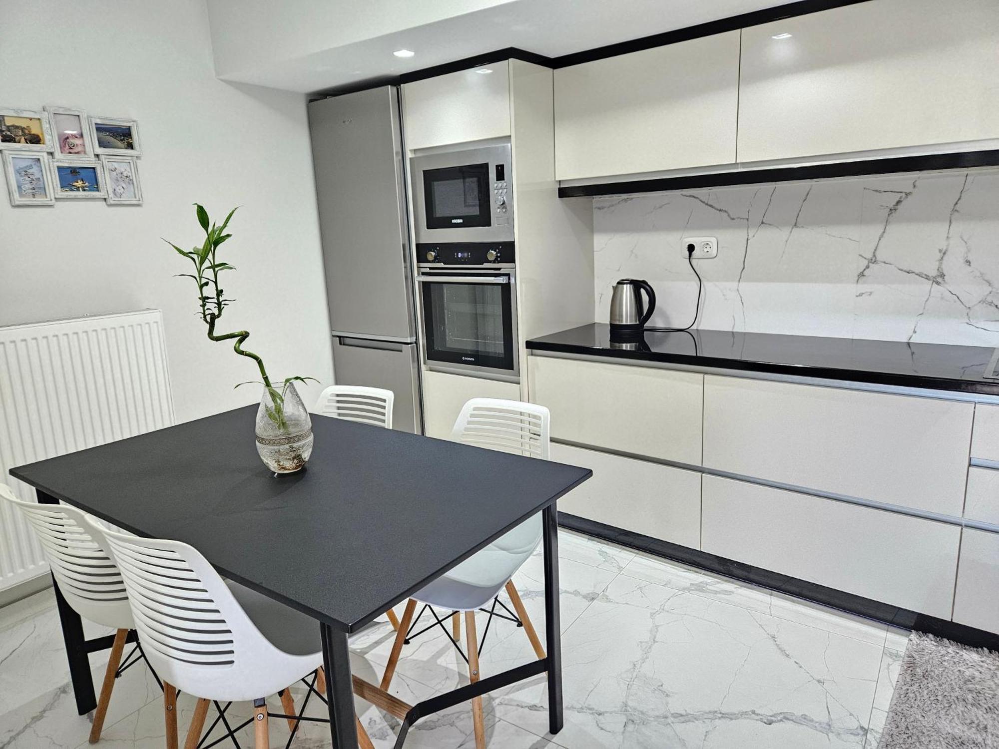 Grey Luxury House Apartment Ipsos Exterior photo