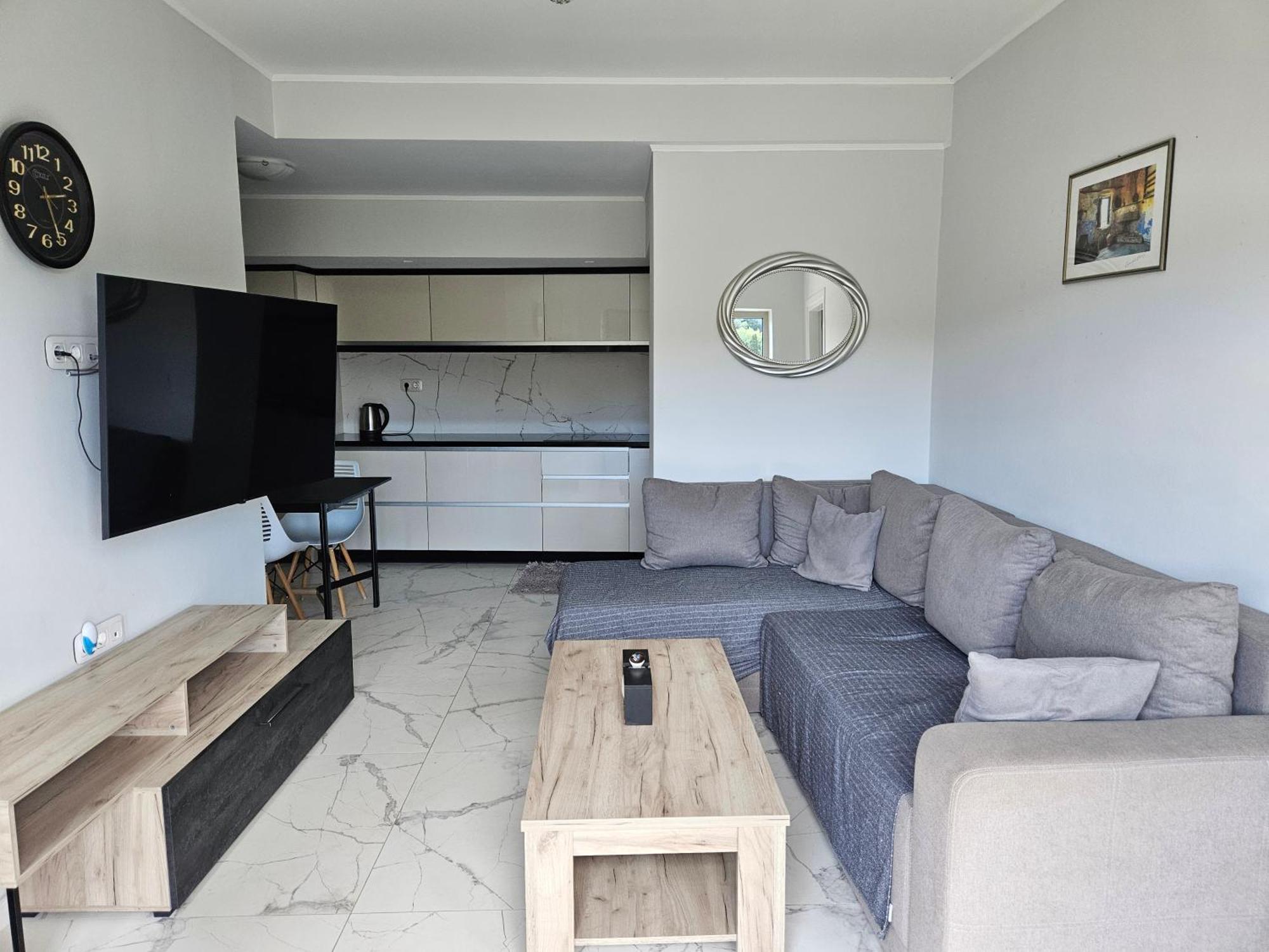 Grey Luxury House Apartment Ipsos Exterior photo